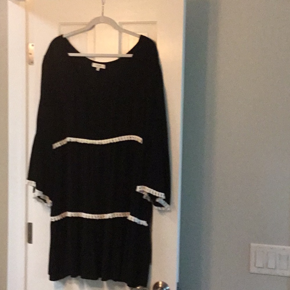 Black Umgee 2x dress with tassels